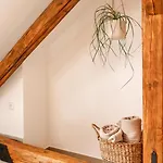 Staveni V Zahrade Country house