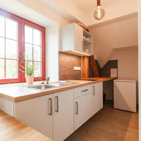 Stavení V Zahradě Venkovský dům Dolenice