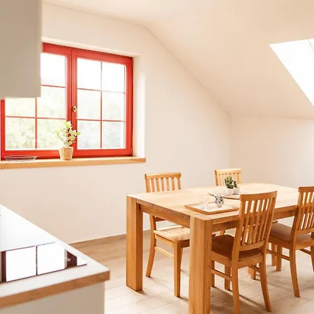 Venkovský dům Stavení V Zahradě Dolenice