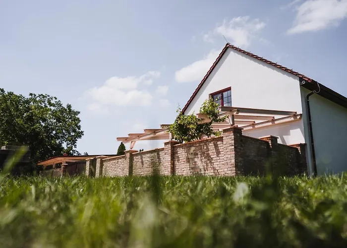 Stavení V Zahradě Dolenice